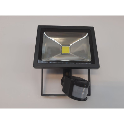 Led Projektør m/ Sensor 20 w 19x18 cm - 6 stk. i kasse